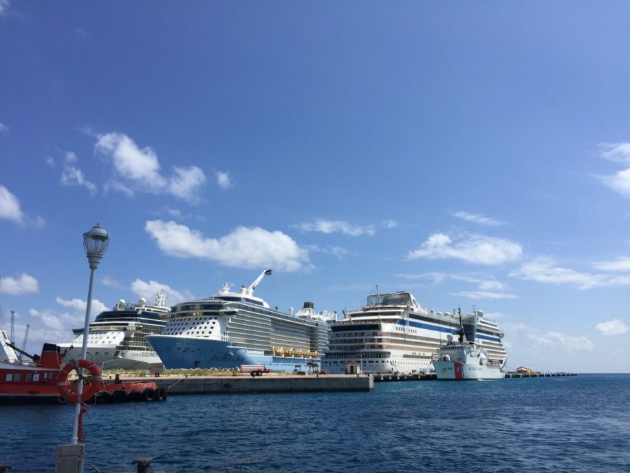 Sint Maarten - Holländische Karibik mit AIDAblue